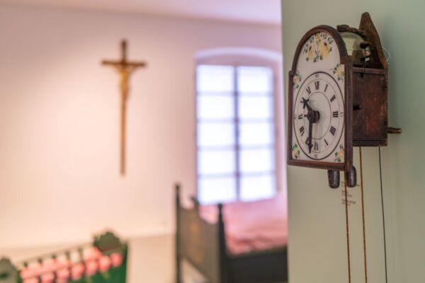 Národopisná expozice ROK NA HŘEBEČSKU Lidová kultura, zbožnost, každodennost 